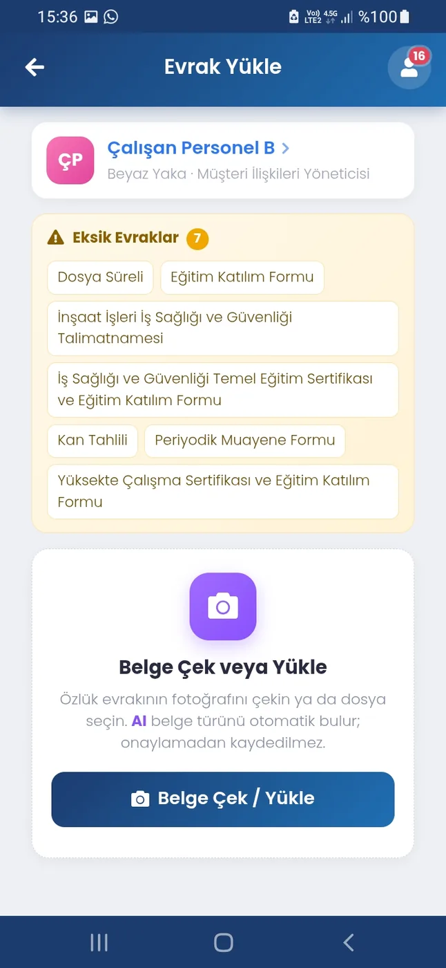 Codigno Mobil evrak yükleme: personel belgesini telefondan yüklüyor.